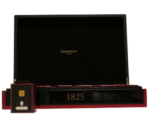 Coffret th� 1825 Damman en bois laqu� - 18 boites m�tal