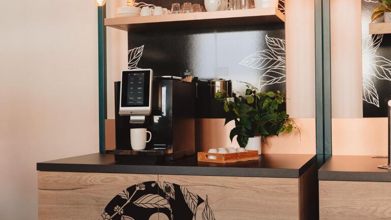 univers coffee shop maxicoffee business