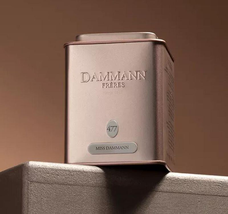 N&deg;477 'Miss Dammann' flavoured green tea - 100g loose leaf tea in tin - Dammann Fr&egrave;res image number 3