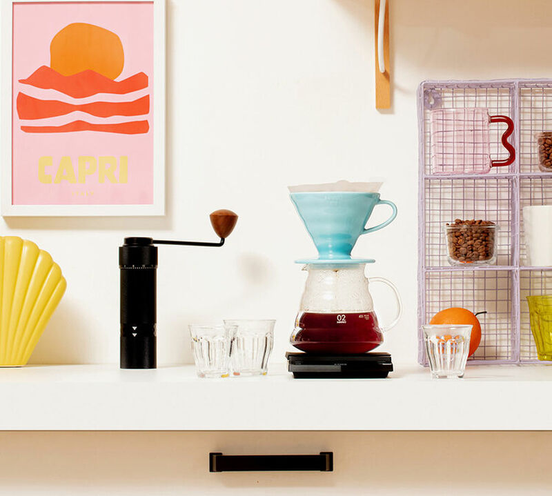 Hario V60 dripper in baby blue ceramic for 1-4 cups image number 1