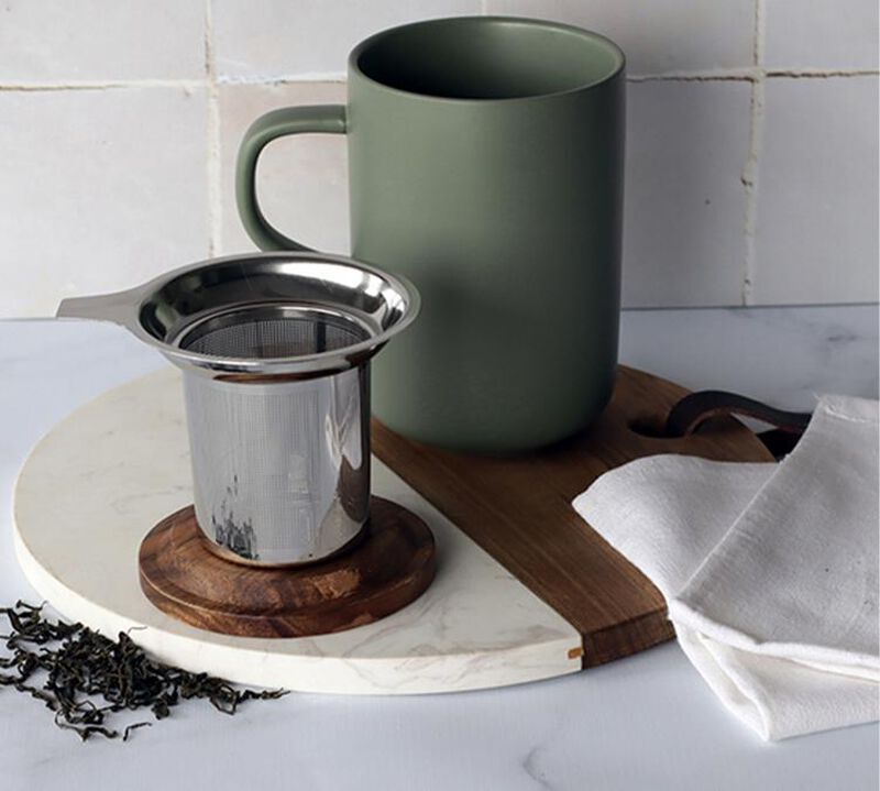 Tisani&egrave;re Juliet  Vert Amande 47,5 cl en gr&egrave;s et couvercle en acacia - OGO Living image number 2