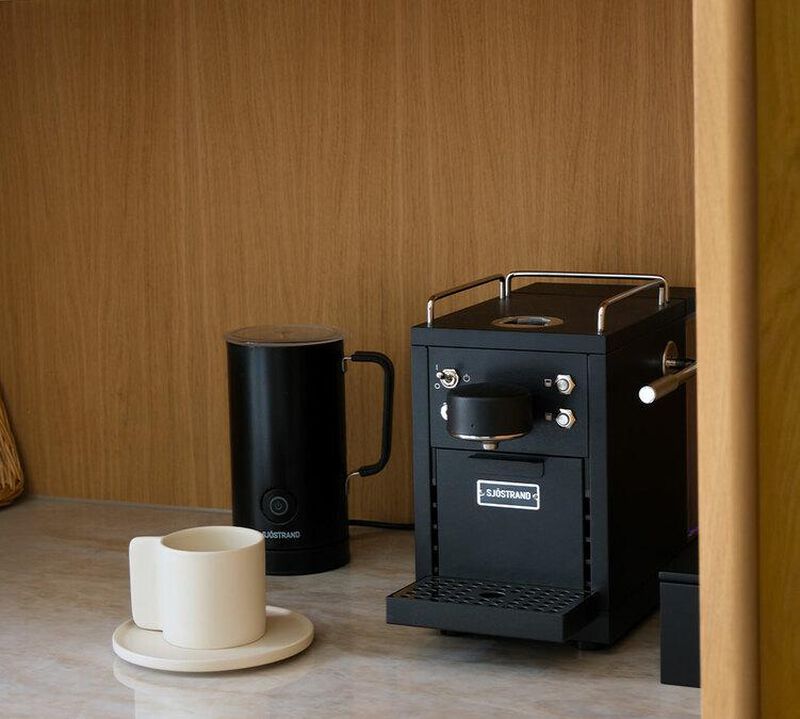 Machine &agrave; capsules compatibles Nespresso&reg; - The Original 2.0 Noire - SJOSTRAND image number 6