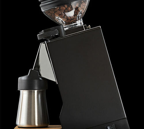 Moulin &agrave; caf&eacute; professionnel EUREKA ORO Mignon Single Dose Pro noir mat image number 1