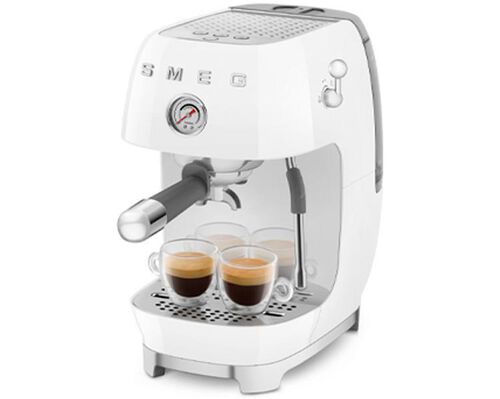 Machine expresso SMEG ECF03WHEU Blanche avec Cold brew image number 8