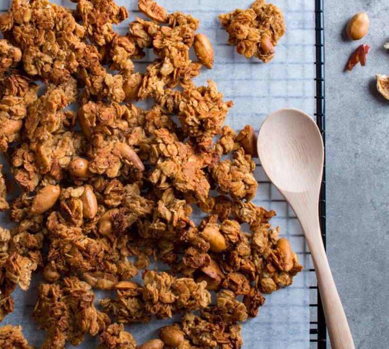 Granola Super Nutty Bio - 300 g - N&Uuml;MORNING image number 4