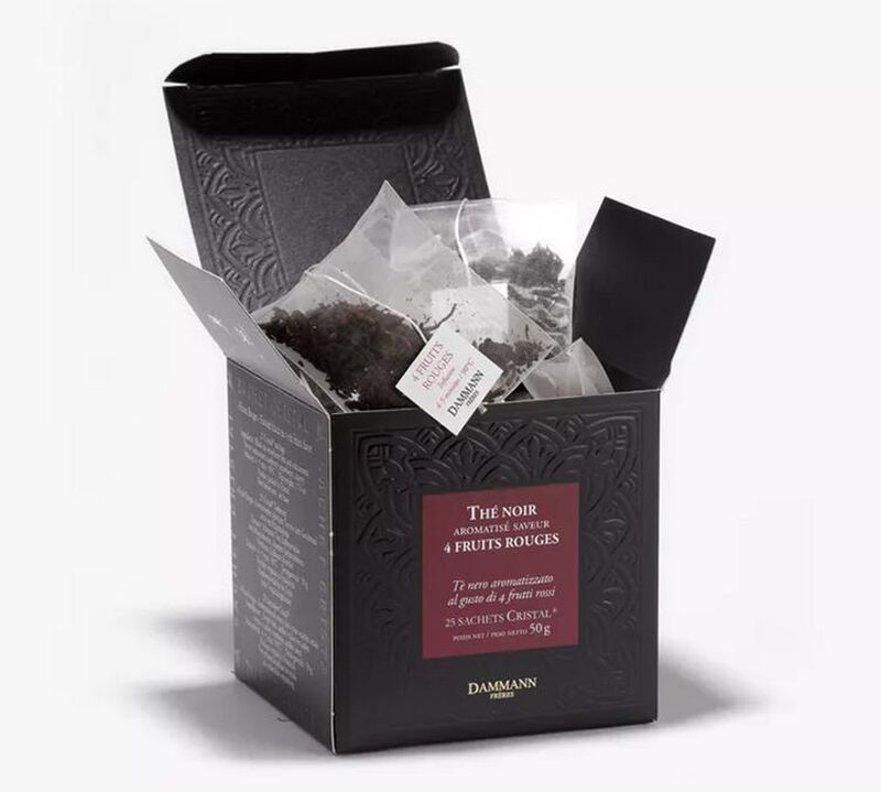 '4 Fruits Rouges' flavoured black tea - 25 Cristal&reg; sachets - Dammann Fr&egrave;res image number 0