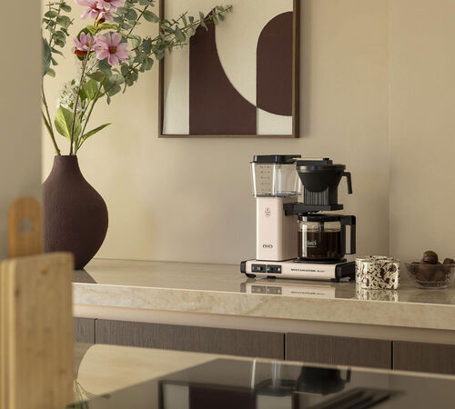 Cafeti&egrave;re filtre Moccamaster KBG741 Select Rose fleur de cerisier 1.25 L image number 6