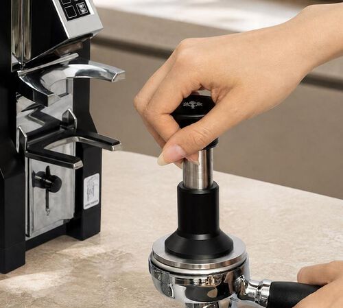 Machine Expresso Costanza R avec Mignon Libra et Tamper Regolo - Noir image number 6
