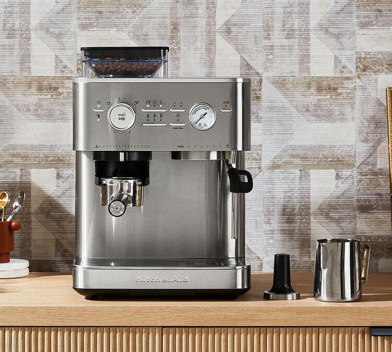 KitchenAid 5KES6551ESX Macchina semi automatica con macinacaff&egrave; Acciaio image number 1
