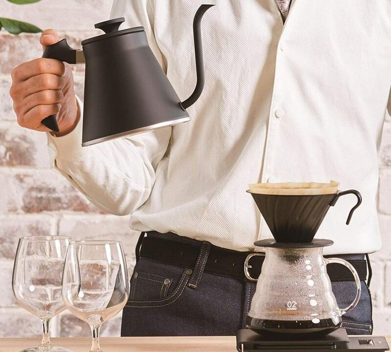 HARIO Fit V60 Gooseneck Kettle in Black VKF-120-MB - 800ml image number 3