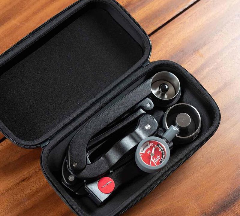 Flair 2GO Portable Lever Espresso Machine - Black image number 5