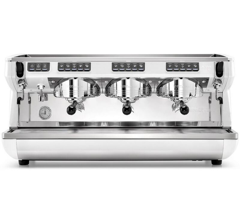 Machine expresso Nuova Simonelli Appia Life - 3 groupes image number 1
