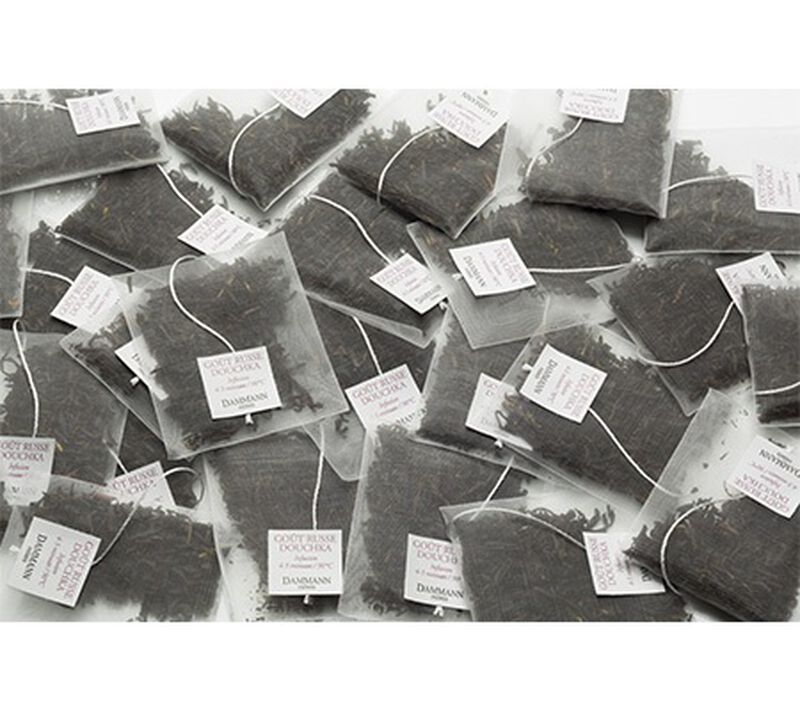 Go&ucirc;t Russe Douchka Black Tea - 25 Cristal&reg; sachets - Dammann Fr&egrave;res image number 1