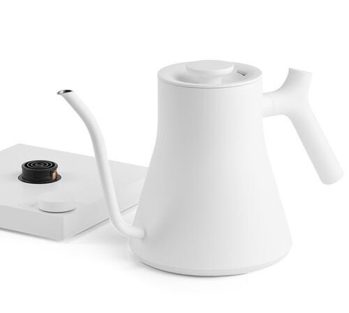 Bouilloire Stagg EKG Pro Blanc Mat 0.9L - FELLOW image number 3