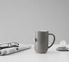 Mug Minima wool grey 50 cl avec infuseur inox - VIVA SCANDINAVIA image number 3