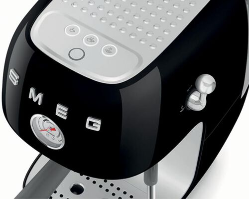 Machine expresso SMEG ECF03BLEU Noir avec Cold brew image number 5