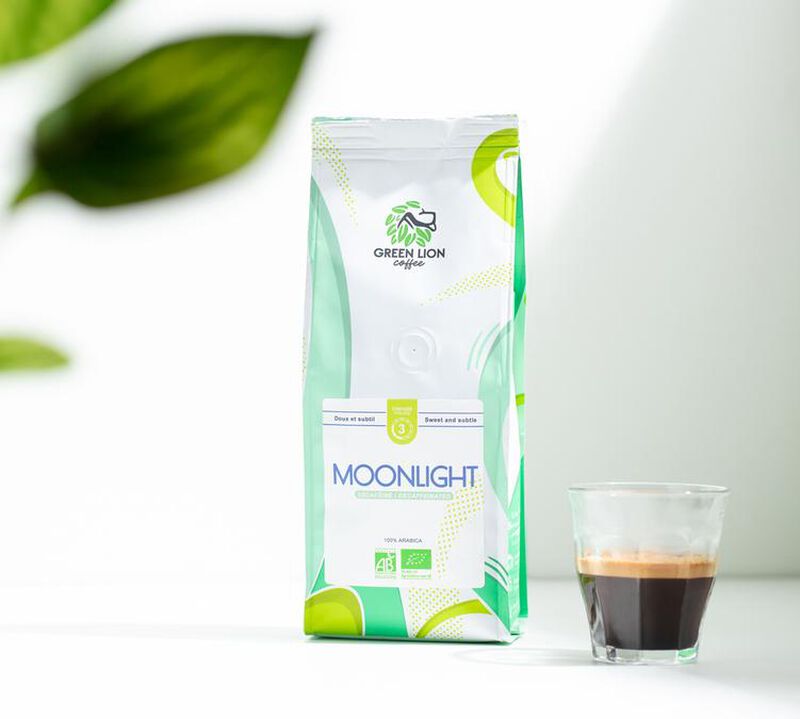 Green Lion Organic Decaf Coffee Beans Moonlight - 250g image number 3