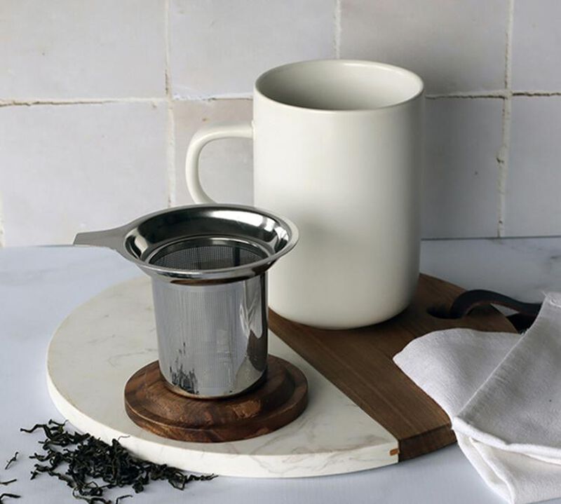 OGO Living White stoneware large tea infusing mug with wooden lid - 475ml image number 3
