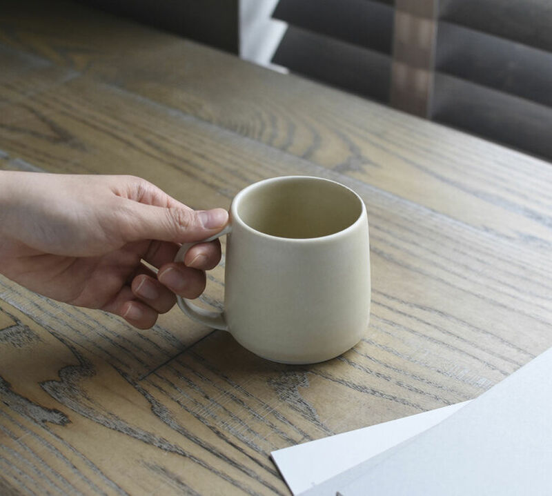 Kinto Mug Ripple Beige in Porcelain - 250ml image number 3