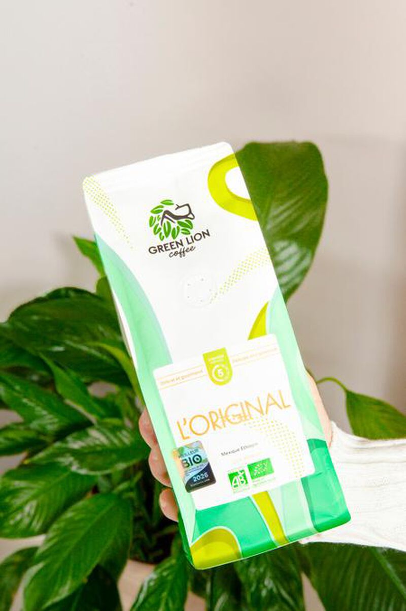 Green Lion Original Organic Coffee Beans - 1kg image number 2