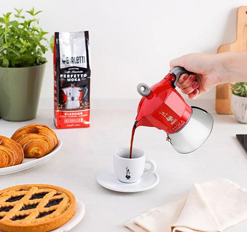 Bialetti Moka Pot Moka Induction Red - 4 cups image number 3