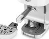 Machine expresso SMEG ECF03WHEU Blanche avec Cold brew image number 4