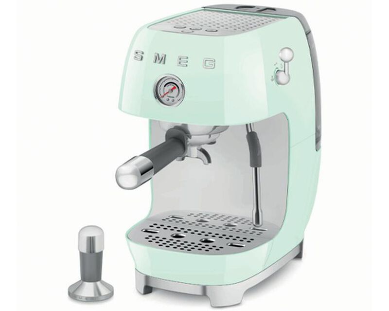 Machine expresso SMEG ECF03PGEU vert avec Cold brew image number 1