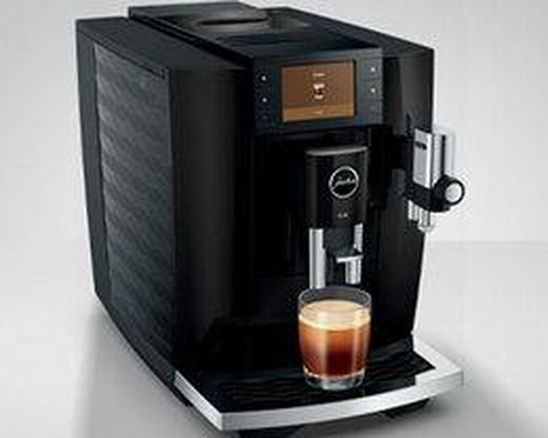 Jura - Kaffeevollautomat &ndash; E8 Piano Black (ED) - Smart Connect inklusive image number 1