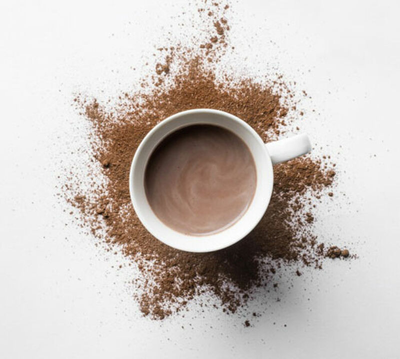 Caf&eacute;-Tasse Hot Chocolate Powder in Christmas Metal Tin - 250g image number 1