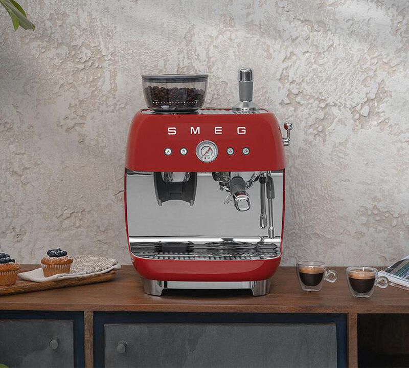 Smeg EGF03RDEU Rossa Macchina da Caff&egrave; Espresso image number 4
