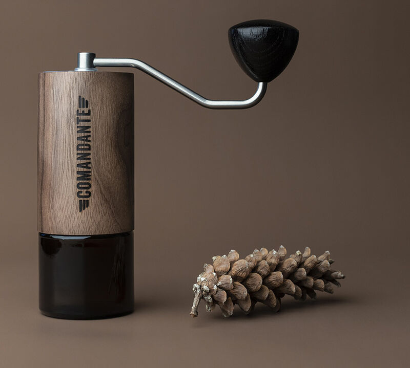 Comandante C40 MK4 Nitro Blade Grinder - Virginia Walnut image number 2