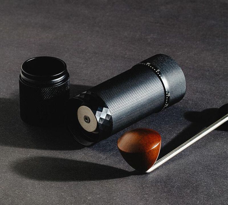D-Kanta Manual Coffee Grinder MG07 + Free Coffee image number 4