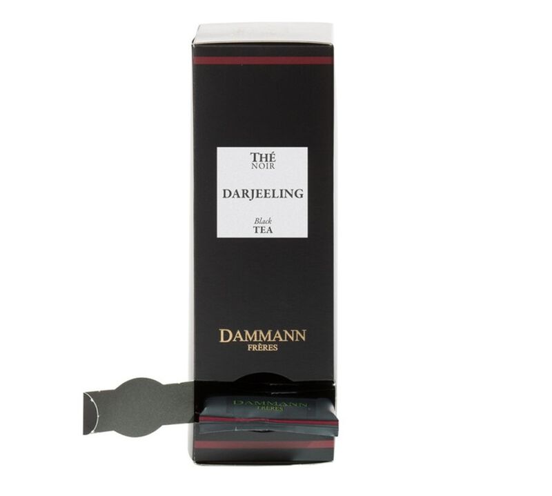 Darjeeling black tea - 24 Cristal&reg; sachets - Dammann Fr&egrave;res image number 1