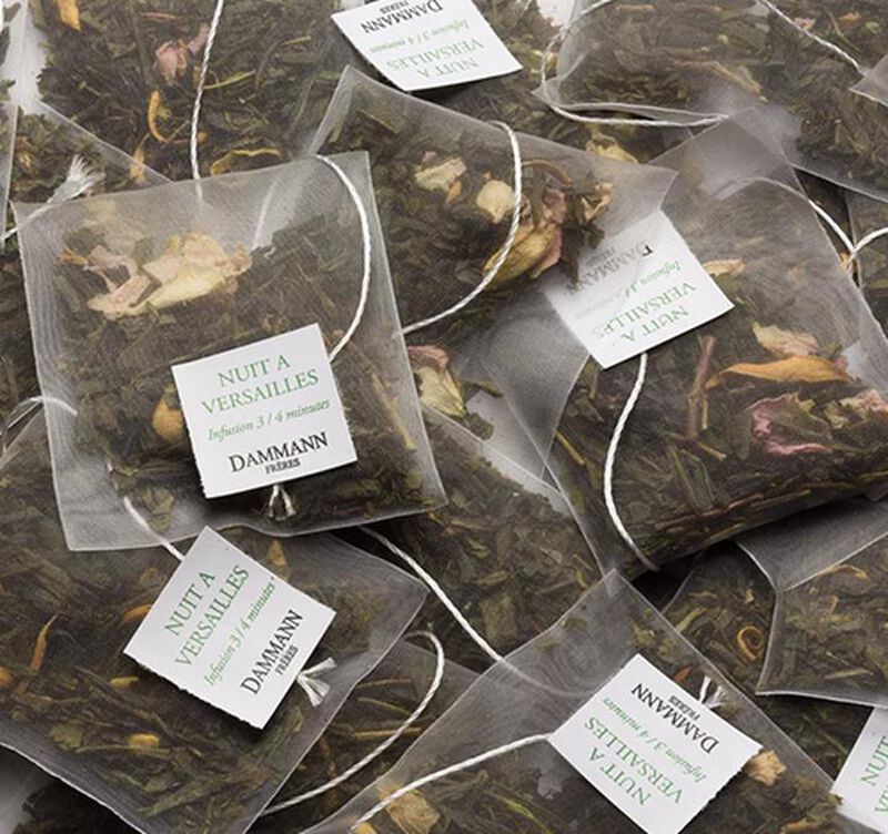 Nuit &agrave; Versailles flavoured green tea - 25 Cristal&reg; sachets  - Dammann Fr&egrave;res image number 1