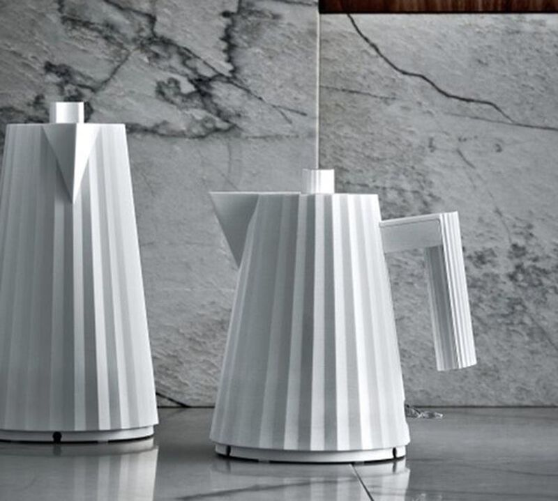 Bouilloire &eacute;lectrique 1L Pliss&eacute; Blanche - ALESSI image number 2