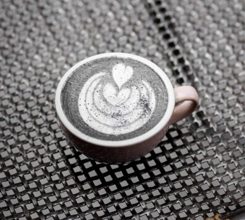 Black Latte Barista Mix - La Fabrique &agrave; Latte - 100g image number 3