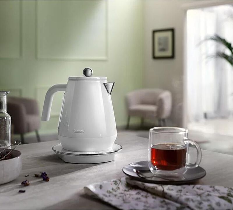 Bouilloire &agrave; temp&eacute;rature r&eacute;glable Eclettica KBY2011.W blanche - DELONGHI image number 5