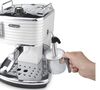 Expresso Solo Pompe Scultura White ECZ 351.W - Delonghi image number 3