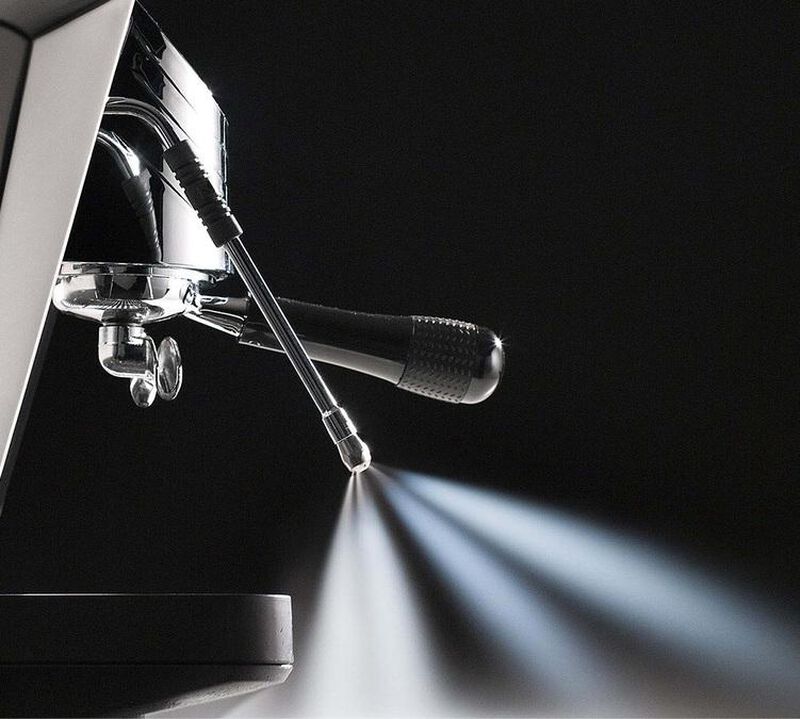 Machine expresso NUOVA SIMONELLI Oscar II Rouge avec r&eacute;servoir image number 5