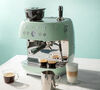Machine expresso SMEG EGF03PGEU Vert d'eau Ann&eacute;es 50 avec moulin int&eacute;gr&eacute; image number 6