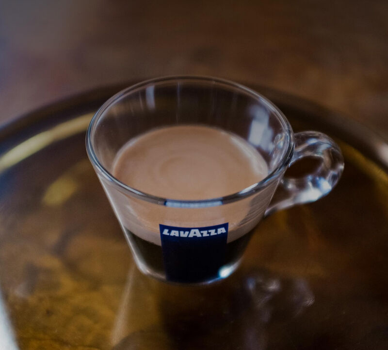 Lavazza Coffee Beans Caff&egrave; Crema Classico Arabica & Robusta - 1kg image number 1