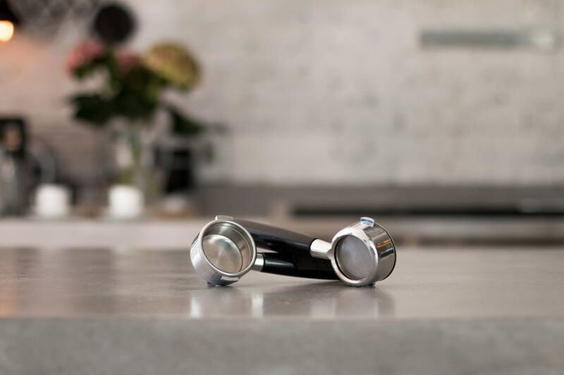 Porte-filtre Bottomless pour machine Rok Espresso image number 2