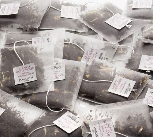 Grand Go&ucirc;t Russe flavoured black tea - 24 Cristal&reg; sachets - Dammann Fr&egrave;res image number 3