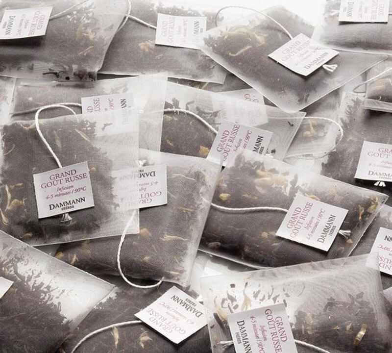 Grand Go&ucirc;t Russe flavoured black tea - 24 Cristal&reg; sachets - Dammann Fr&egrave;res image number 3