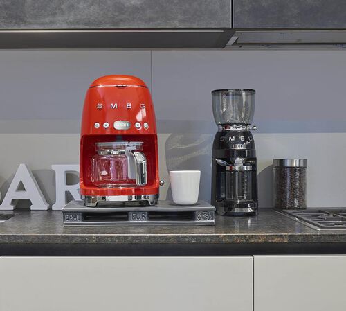 Smeg DCF02RDEU Macchina Caff&egrave; Americano Rossa image number 4