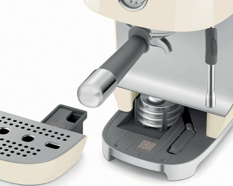 Machine &agrave; cafe Expresso manuelle "Ann&eacute;es 50" - Cr&egrave;me - SMEG - Parfait &eacute;tat image number 4