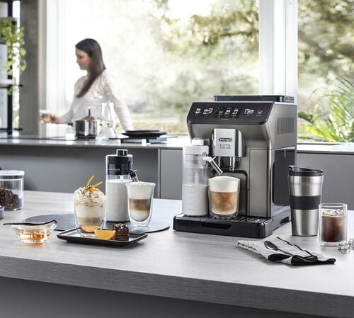 Eletta Explore ECAM450.86.T - DeLonghi - Bon &eacute;tat image number 2