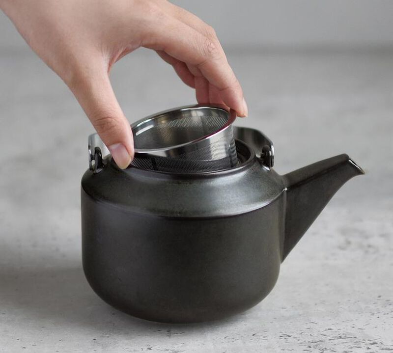 Teapot Kyusu in Black 600ml - Kinto image number 1