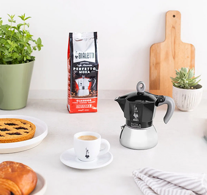 Bialetti Moka Induction Coffee Pot Black 4 cups