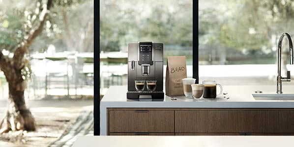 Soldes d'été : Cette machine à café avec broyeur voit son prix